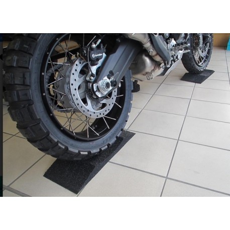 Reifenbett - Reifenkissen gegen Standplatten max 225er Reifen 4er Set VIP