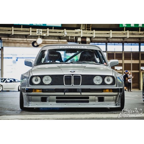 Rocket Bunny Breitbau-Kit BMW E30 3er