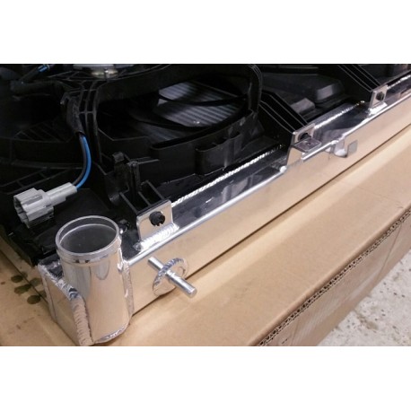 High Performance  Alu Wasserkühler für Subaru Impreza WRX/STI 08